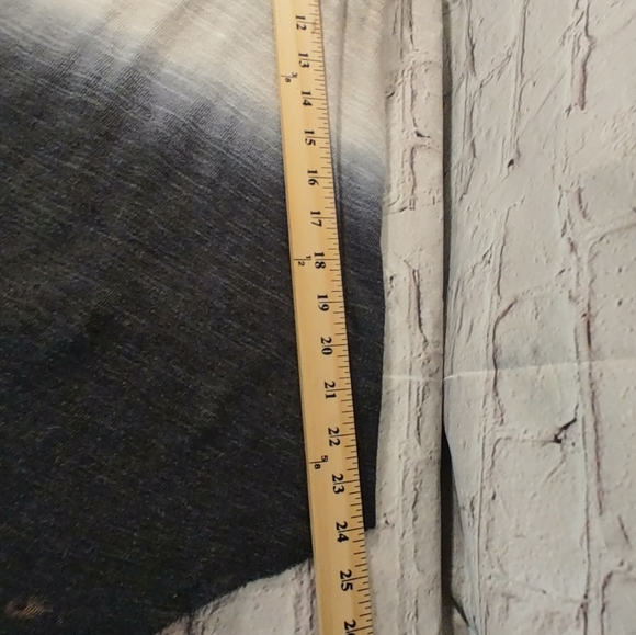 YFB Young Fabulous and Broke Dip Dye V Neck Long Sleeve Top S - Picture 12 of 14